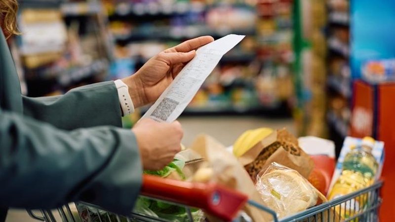 Çmimet në Kosovë marrin hov, inflacioni arrin në 7.8%! Transporti shtrenjtohet për gati 24%