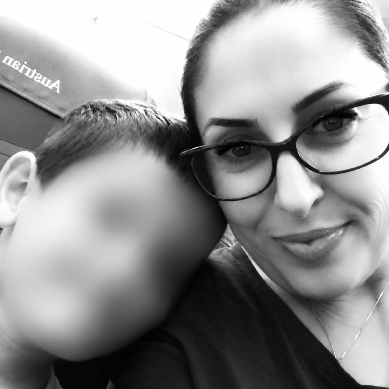 “Ah bre Linda, zemra nuk po ma mban…” – Rrëqeth me fjalët e tij vëllai i Arlinda Zekajt, që u vra në Pejë