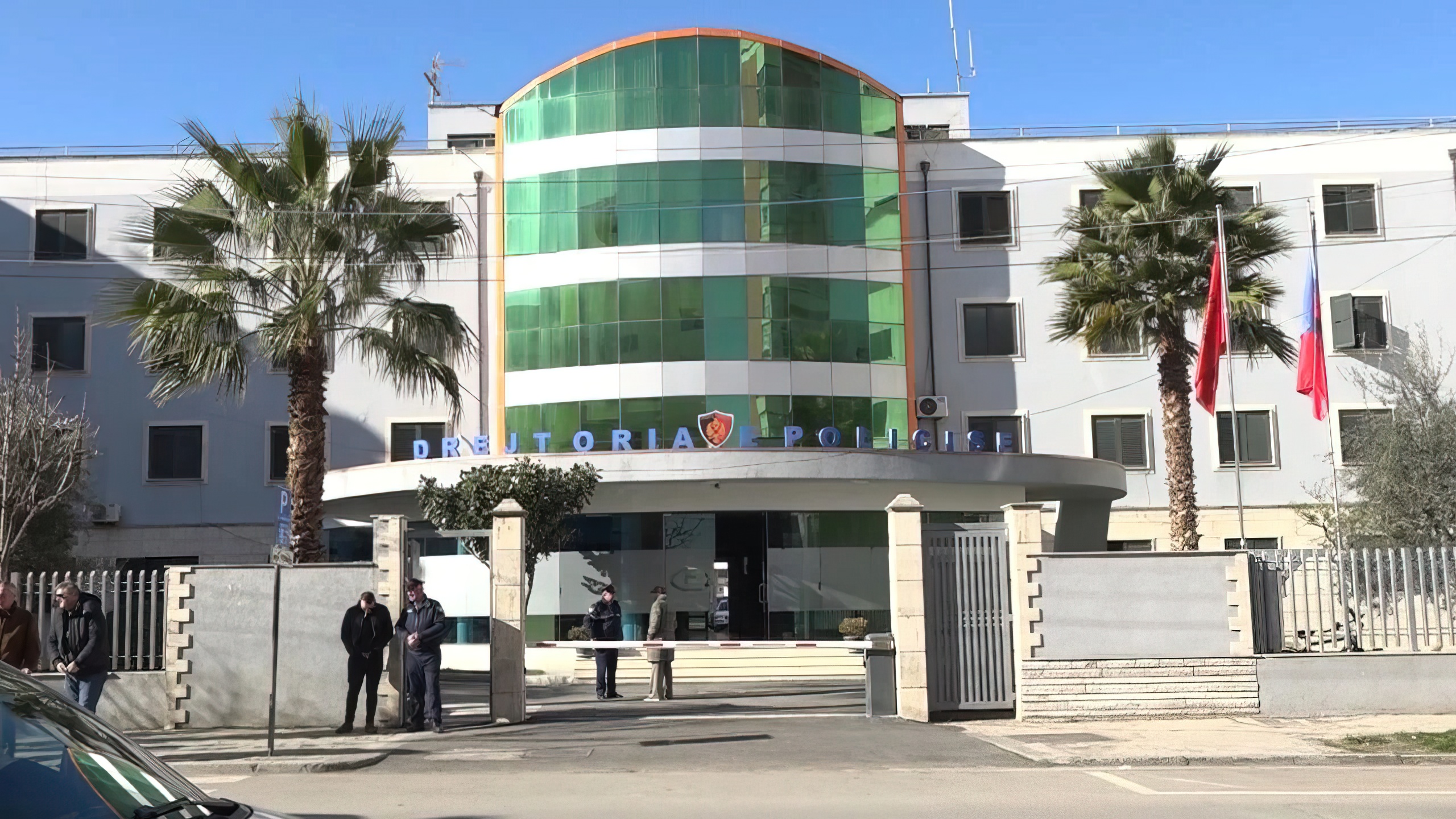 Turistja e huaj gjendet e pajetë në një apartament në Durrës